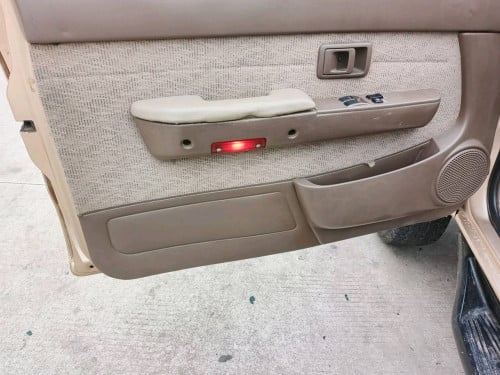 លក់ឡានធូរថ្លៃToyota Tacoma ឆ្នាំ1999 V4 ប៉ុង1