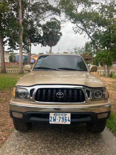 ឡានលក់បងប្អូនToyota Tacomaឆ្នាំ2001ប៉ុង1សាំងហ្គាស់ហើយស្រេចតំលៃត្រឹមតែ9500$ចរចារខ្លះរៀបចំហើយស្រេច