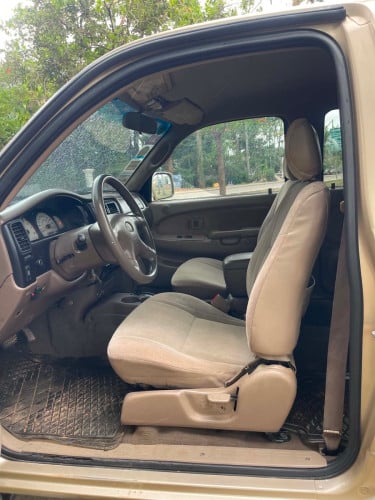 ឡានលក់បងប្អូនToyota Tacomaឆ្នាំ2001ប៉ុង1សាំងហ្គាស់ហើយស្រេចតំលៃត្រឹមតែ9500$ចរចារខ្លះរៀបចំហើយស្រេច