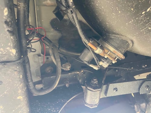ឡានលក់បងប្អូនToyota Tacomaឆ្នាំ2001ប៉ុង1សាំងហ្គាស់ហើយស្រេចតំលៃត្រឹមតែ9500$ចរចារខ្លះរៀបចំហើយស្រេច
