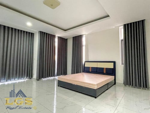 វីឡាភ្លោះ សម្រាប់ជួល | Twin Villa for Rent