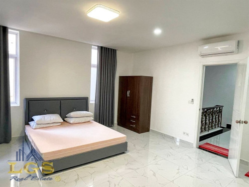 វីឡាភ្លោះ សម្រាប់ជួល | Twin Villa for Rent