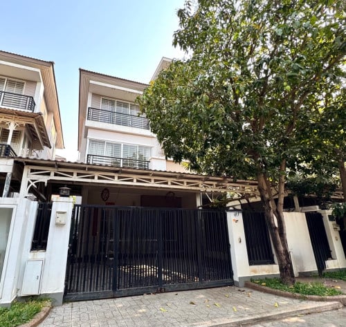 វីឡាភ្លោះ សម្រាប់លក់ | Twin villa for sale (The star natural 371)