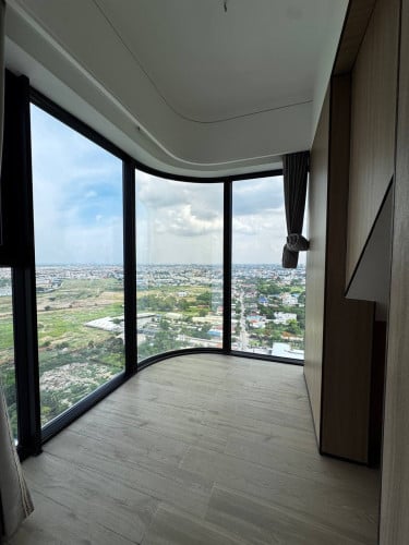-Type of Room: 3Bedroom-Duplex  Available For Sale & Rent ! River View 🏙️