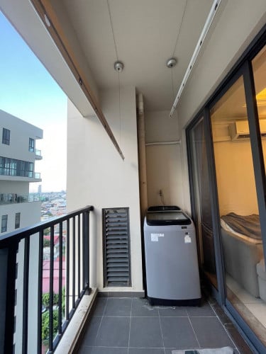 🌃Condo R&F 2Bedroom📍located on street 60m