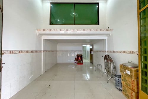 🏠 ផ្ទះល្វែង នៅជិតវិទ្យាល័យបាក់ទូក ត្រូវការលក់បន្ទាន់ខ្លាំង (កូដ៖ A03-034050)