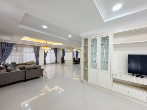 🏡 Villa Queen for Rent