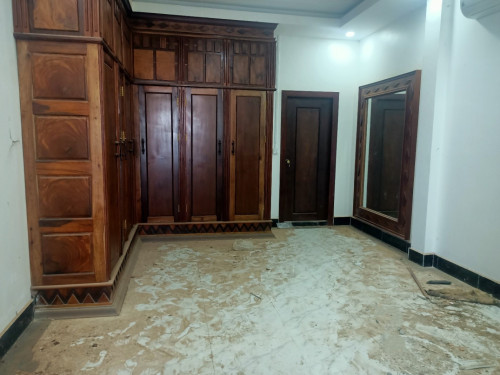 🏦House Available for Urgent Sale at a Special Price (Negotiable).