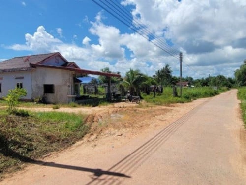 🏦House Available for Urgent Sale at a Special Price (Negotiable).