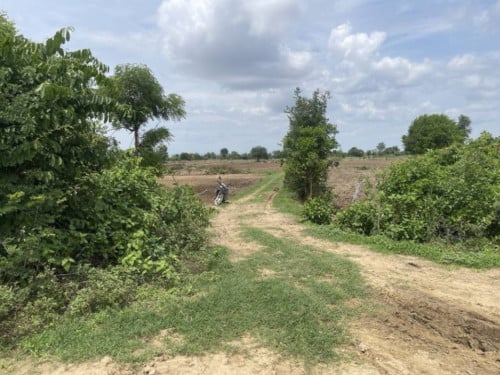 ๐ฆLand Available for Urgent Sale at a Special Price (Negotiable).