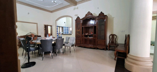 06 bedroom Building for rent