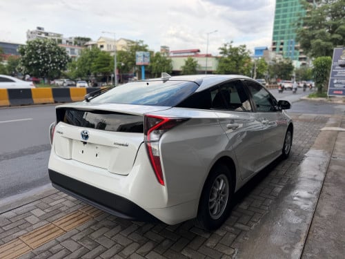 2016 Prius (opt4) កៅអី​ចុច​ wireless charge BSM ក្រដាស់ពន្ធ​