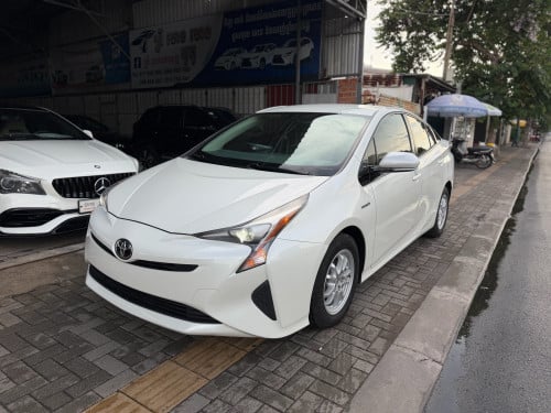 2016 Prius (opt4) កៅអី​ចុច​ wireless charge BSM ក្រដាស់ពន្ធ​