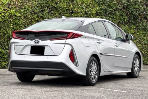 2017 Toyota Prius Prime Advanced(ឡាននៅអាមេរិច តរកម្មង់)