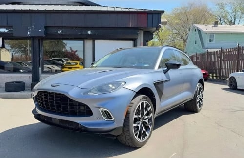 2021 Aston Martin DBX 4.0 V8