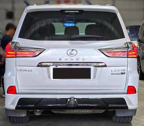2021 Lexus 570 黑Kuro (1xxxx km公里)