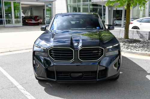 2023 BMW XM(ឡានកម្មង់)