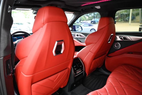 2023 BMW XM(ឡានកម្មង់)