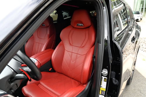 2023 BMW XM(ឡានកម្មង់)