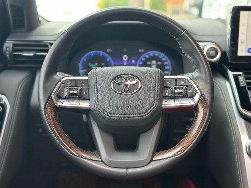 2025 VX.R TWIN TURBO អារ៉ាប់