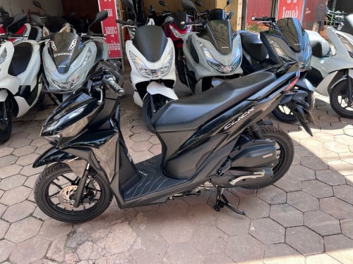 2090$CLICK2021 125CC NCX