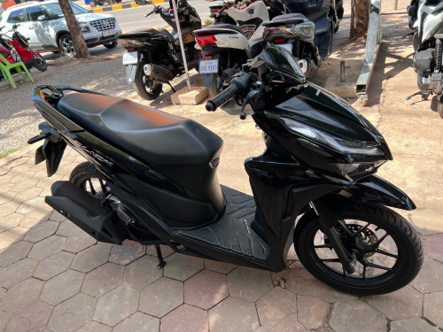 2090$CLICK2021 125CC NCX