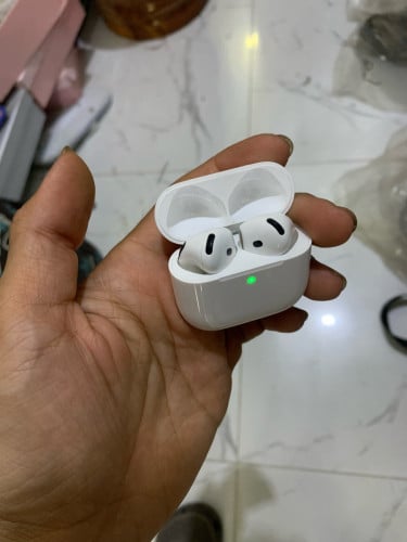Airpod 4