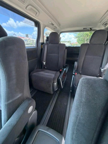 ALPHARD 2012