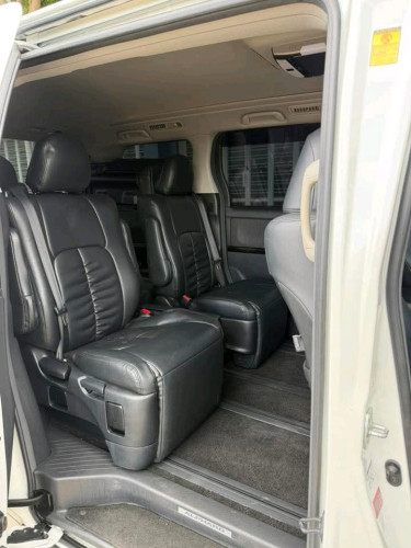 ALPHARD 2012