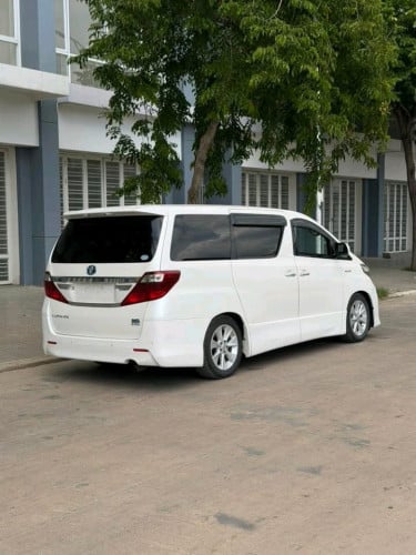 ALPHARD 2012