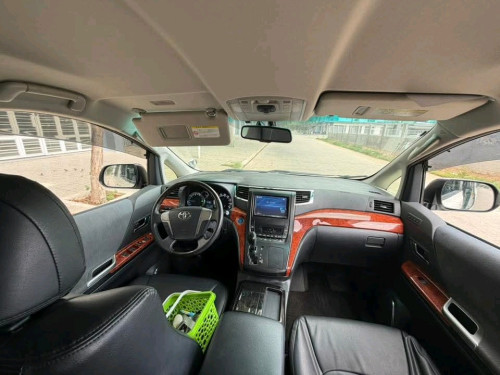 ALPHARD 2012