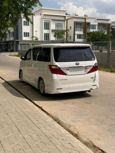 ALPHARD 2012