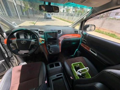 ALPHARD 2014