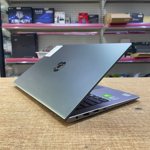 Asus Adolbook