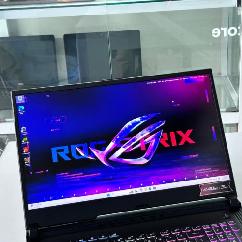 Asus ROG Strix
