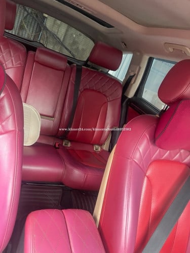 Audi q7 012 ប្រើសាំង