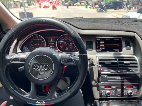 Audi q7 012 ប្រើសាំង