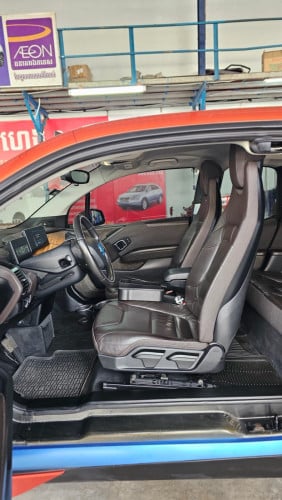 BMW i3 2014 full option ឡានស្អាត