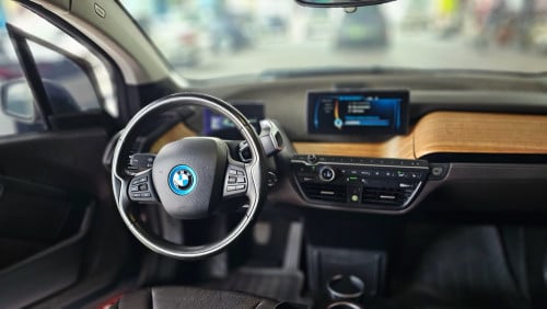 BMW i3 2014 full option ឡានស្អាត
