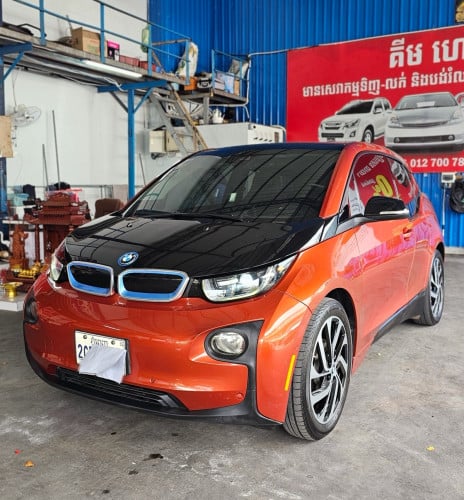 BMW i3 2014 full option ឡានស្អាត