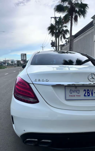 C300ធានាឡានស្អាត