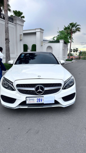 C300ធានាឡានស្អាត