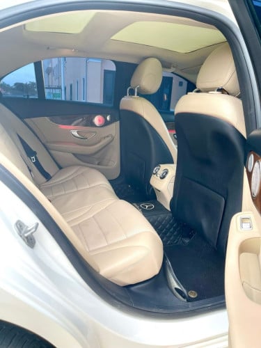 C300