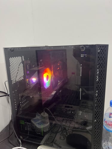 Colorful Ram 16GB SD 477GB CPU i5-12400F  (2.50 GHz)