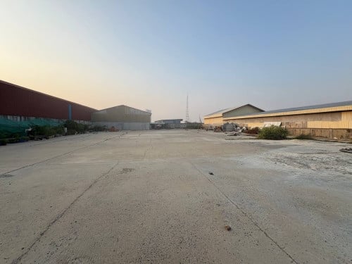Commercial Land for Rent - Warehouse & Sports