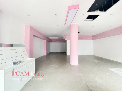 Commercial Space For Rent on Kampuchea Krom Blvd
