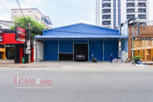 Commercial Warehouse For Rent in Boeng Trabaek