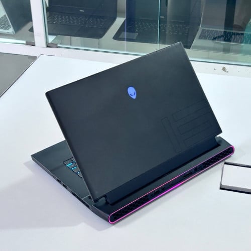 Dell Alienware M15 R4