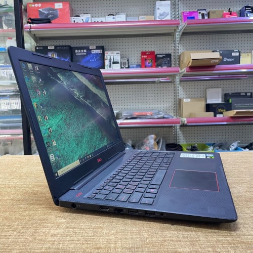 Dell G3 3579