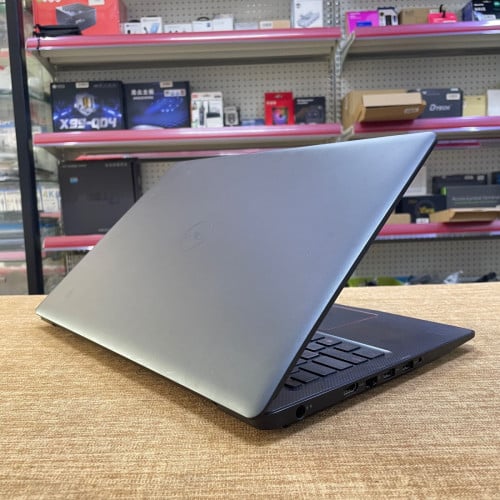 Dell G3 3579